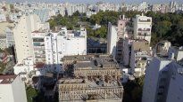 El avance de la construcción en la Ciudad de Buenos Aires refleja la fuerte valorización del suelo, en contraste con el GBA, donde el crecimiento fue menor y amplió la brecha en las últimas dos décadas