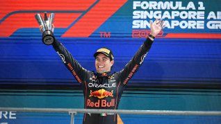 El mexicano Sergio Checo Pérez logró el triunfo en el Gran Premio de Singapur en el circuito Marina Bay, en 2022.