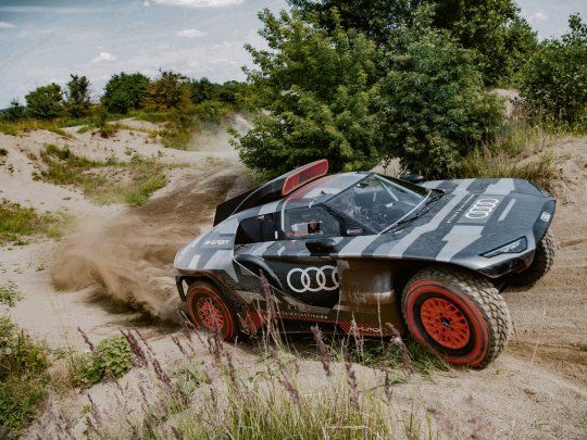 AUDI.jpg