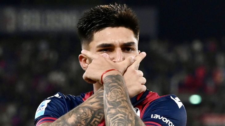 Santiago Castro en el Bologna.