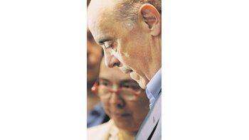 Después de su segundo intento presidencial fallido, José Serra prometió continuar en la política activa. Se presentaría para la Alcaldía de San Pablo, que ya gobernó.