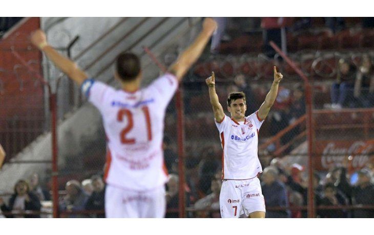 Huracán ganó con gol de Pussetto.