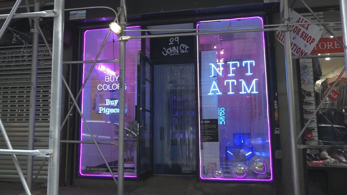 a New York vending machine now sells NFT art
