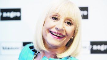 Raffaella. La famosa cantante y animadora murió ayer a los 78 años.
