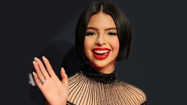 Ángela Aguilar, la popular cantante que vive con todos los lujos en Texas.