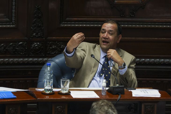 Las interpelaciones impulsadas por la oposición parecieron puestas en escena al no tener consecuencias políticas. Las interpelaciones impulsadas por la oposición parecieron puestas en escena al no tener consecuencias políticas.