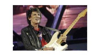 Por octava vez el guitarrista de los Rolling Stones, Ron Wood, se internó en un centro de rehabilitación para tratar su adicción al alcohol.