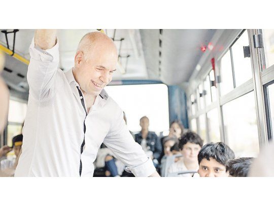 Alusivo. Horacio Rodríguez Larreta ayer, al anunciar el boleto estudiantil.