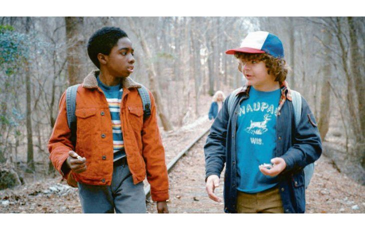 ámbito.com | Strangers Things. Una de las series que apostaron al “binge watching”, es decir, a invitar al espectador a la maratón de ver todos los capítulos el mismo día del lanzamiento.
