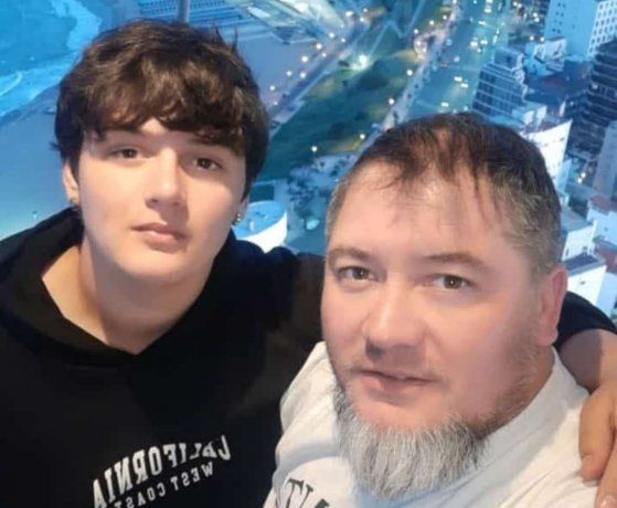 Thiago había cumplido 19 años apenas un día antes del accidente y alcanzó a salvar a su pareja cuando el colectivo se dirigía hacia ellos. Thiago había cumplido 19 años apenas un día antes del accidente y alcanzó a salvar a su pareja cuando el colectivo se dirigía hacia ellos.