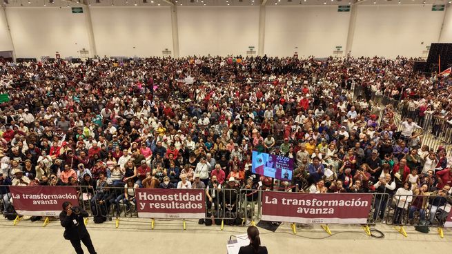 La mandataria federal detalló los proyectos prioritarios para la región durante un masivo encuentro ciudadano en Tijuana junto a la gobernadora Marina del Pilar Ávila.