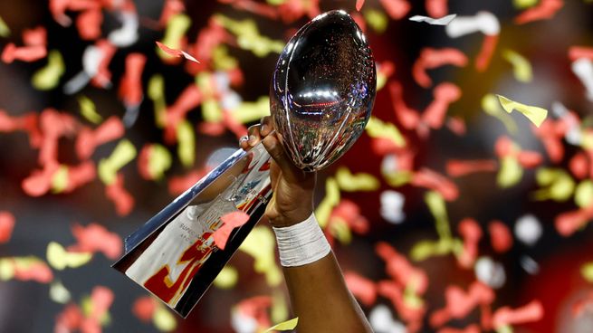 Final millonaria: Seahawks y Patriots definen el título con premios económicos récord.