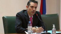 El viceministro Sebastián Amerio en su rol de presidente de la Comisión de Administración Financiera firmó las resoluciones que expulsaron a Federico Vincent tras analizar los sumarios por desmanejos de fondos.