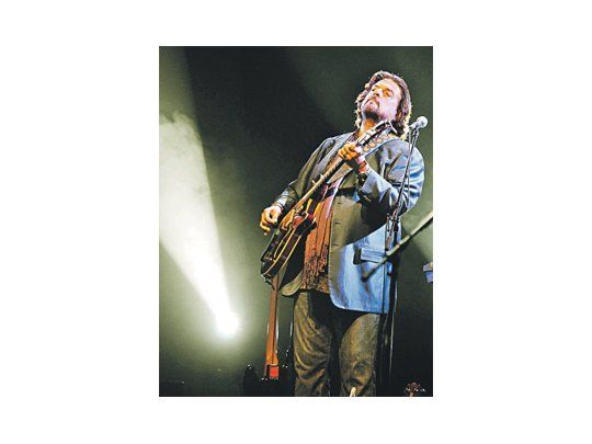 Al frente de excelentes músicos, Alan Parsons volvió al “Project”, su etapa más importante y exitosa, en la que lo mejor son las canciones y la manera de presentarlas.