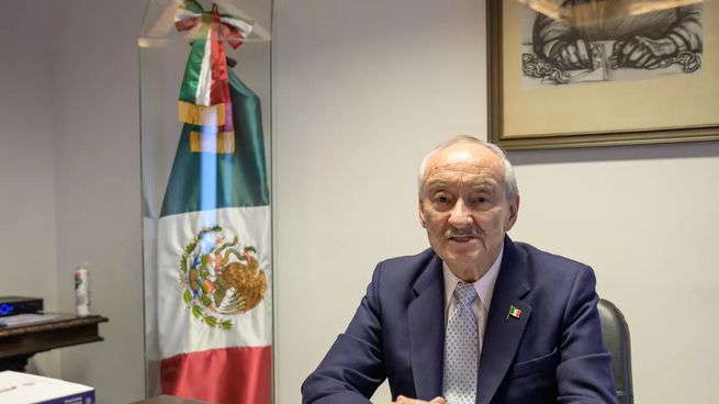 Victor Barceló, emabajador de México en Uruguay.