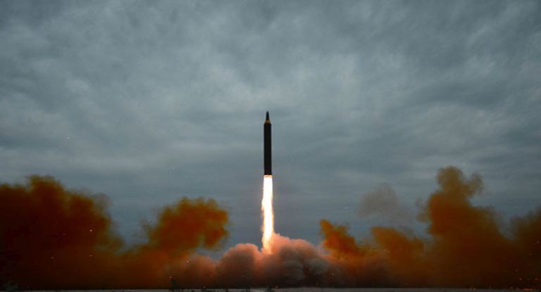 Corea del Norte: misil sobre Japón fue un preludio de ataque a Guam (foto 1)