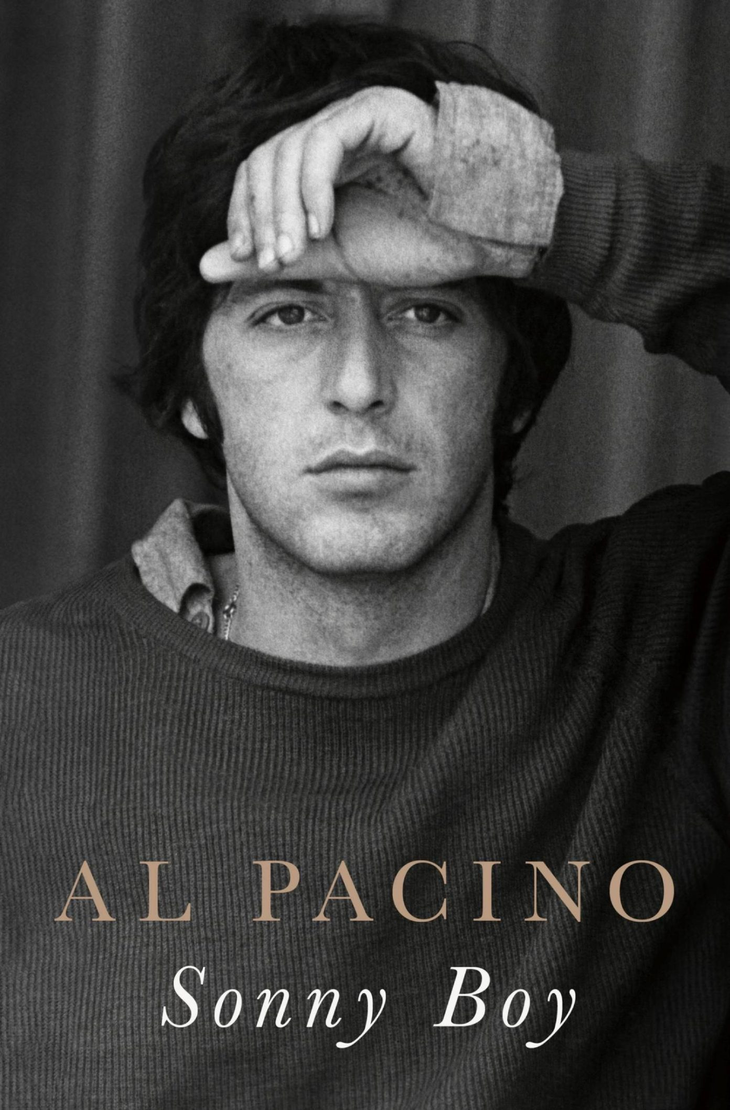 Así es la tapa del libro de memorias de Al Pacino.
