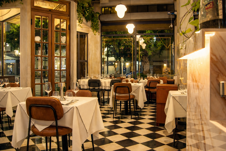 Casa Belluchi Del Barco Centenera 1699, Parque Chacabuco. Casa Belluchi Del Barco Centenera 1699, Parque Chacabuco.