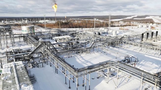 POTENCIA. La gigantesca infraestructura petrolera de Rusia enfrenta un momento crítico debido a las sanciones occidentales, que han recortado sensiblemente su capacidad exportadora.