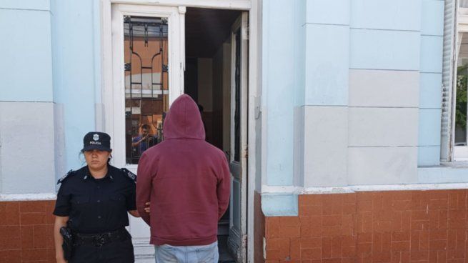 Uno de los detenidos con pedido de captura durante las elecciones de este domingo