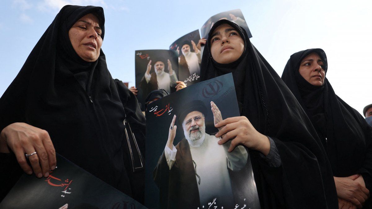 Iran began funeral ceremonies for Ebrahim Raisi and the members who died in the accident