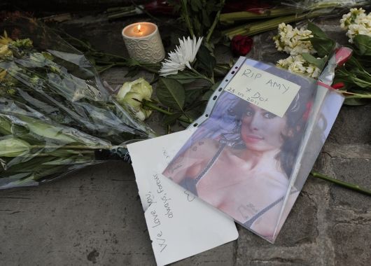 El dolor de fanáticos y personalidades (foto 1)