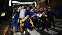 Hinchas de Boca partiendo en micro a Brasil