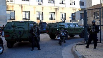 La pareja de iraníes detenidos declaró en Comodoro Py en el marco de un fuerte operativo de seguridad.