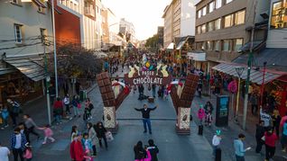 con semana santa, llega la fiesta nacional del chocolate a bariloche