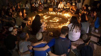 Este lunes fue el funeral de la última de las 45 víctimas, un joven argentino.