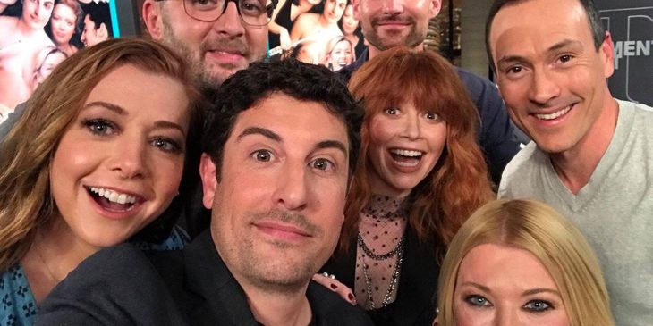American Pie se convirtió en una de esas películas que siempre se quiere ver cuando alguien busca un poco de diversión American Pie se convirtió en una de esas películas que siempre se quiere ver cuando alguien busca un poco de diversión