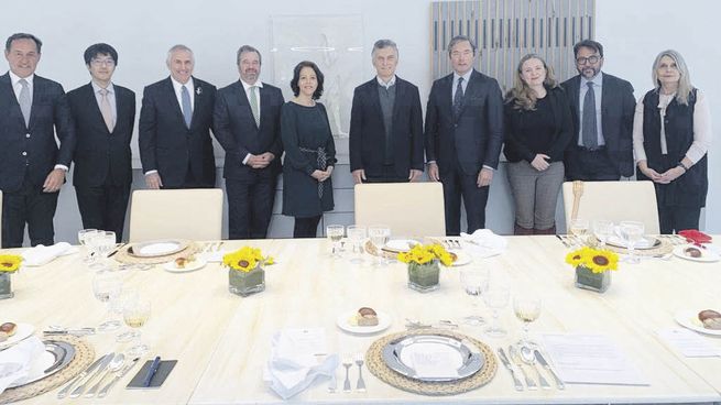 almuerzo. El expresidente Mauricio Macri, ayer en una comida con embajadores de los países del G7.