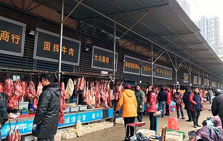 El mercado de Wuhan, en China, donde se registró el primer brote de coronavirus.