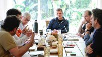 el sabado preelectoral de sergio massa: reunion con su equipo y visita al control electoral de up