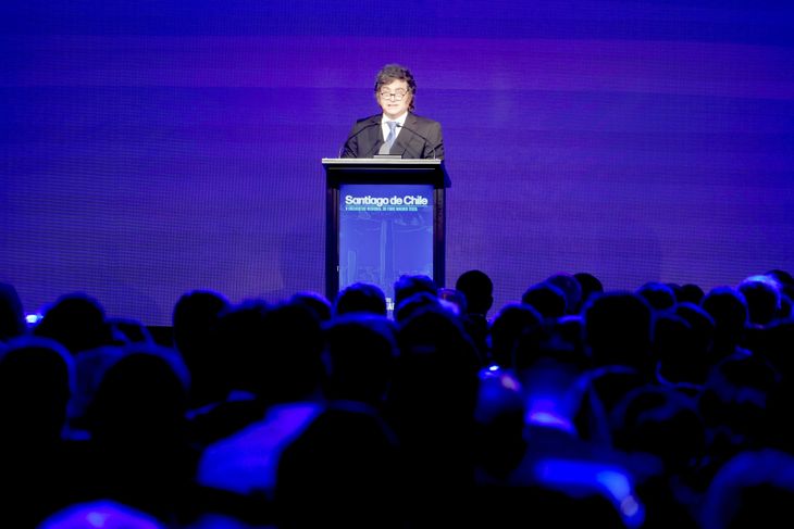 Milei brind&oacute; el discurso de apertura en el Foro Madrid.