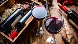More than 12,500 bottles of high-end wines valued at 65 million pesos were seized.