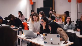 ámbito.com | Programadoras.jpg