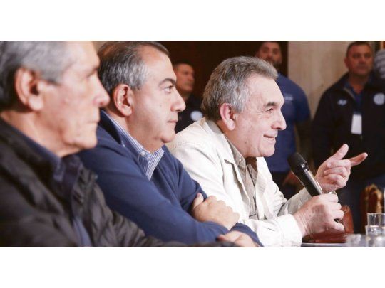 Negociadores. El triunvirato de la CGT está al frente de las reuniones con el Gobierno por la reforma laboral y también con referentes del PJ con vistas a un reordenamiento partidario a partir del año que viene.