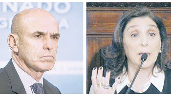 ámbito.com | Espiados. Gustavo Arribas y Silvia Majdalani denunciaron ante la Justicia federal que se investigue la posible existencia de espionaje ilegal en perjuicio de los periodistas Gustavo Sylvestre y Mauro Federico. Más diputados pidieron informes al Poder Ejec