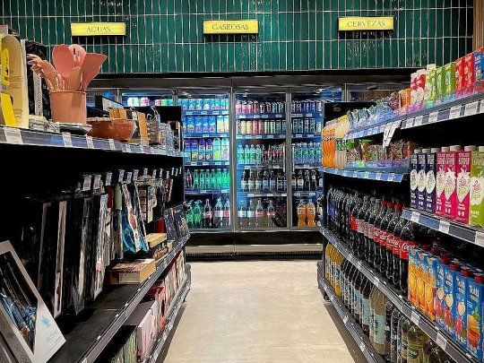 La tecnología permite crear o transformar supermercados o tiendas de proximidad en&nbsp; autónomas que funcionan 24 horas los 365 días del año.