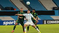 Racing perdió su invicto por Copa Libertadores ante Atlético Bucaramanga de Colombia.