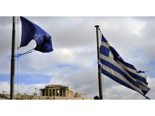 El Eurogrupo acordó tercer tramo del rescate a Grecia por € 6.700 M
