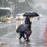 El SMN advirtió por tormentas localmente fuertes en la Ciudad durante la noche de este viernes.