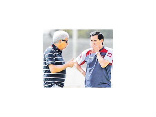 Ramón Díaz matea con el presidente Carlos Abdo; de esta manera limaron sus asperezas.