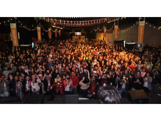 El cierre estará a cargo de la banda Dancing Mood