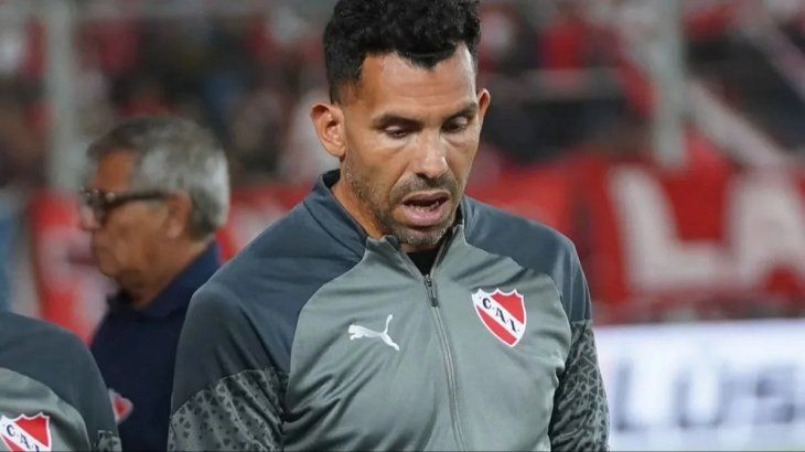 Ya comenzó la danza de nombres pare reemplazar a Carlos Tevez en el banco de Independiente. Julio Vaccari pica en punta, aunque los directivos ya tuvieron un contacto en España con Maurico Pellegrino.