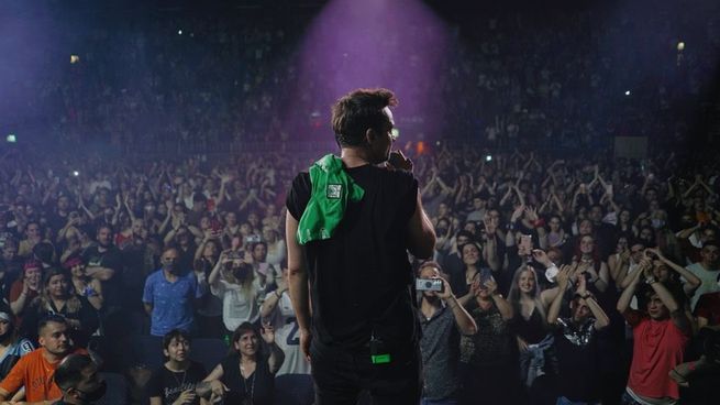 Chano cierra la noche del sábado en el festival Fortinera deroense.