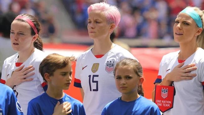Polémica en EEUU: las jugadoras no cantan el himno.&nbsp;