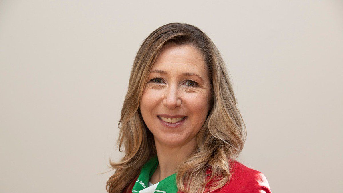 Myriam Bregman mostró la vianda del Gobierno porteño: "Esto defiende Larreta con la policía"