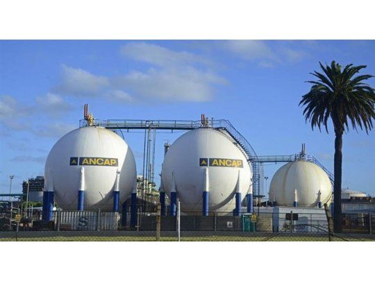 Carboclor cerró planta, despidió 120 operarios e inició proceso de reestructuración